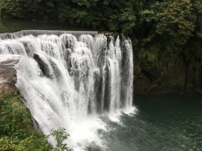 台湾の美しい滝に行ってきました