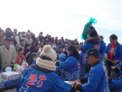 冬の東北（１０） 活気あふれる ゆりあげ港朝市～震災から蘇る