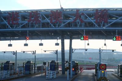 クリスマス気分を味わいに…またまた大橋を渡りマカオへ1★香港からマカオへ　ホテルにチェックイン　～煌府婚宴専門店・The Landmark Macau～