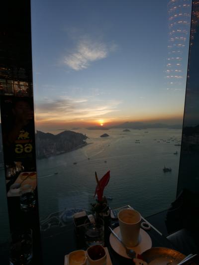 毎年12月は香港