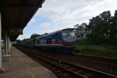 南北統一鉄道でベトナム縦断