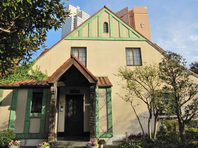 築地散策：トイスラー記念館、カトリック築地教会、築地本願寺、波除神社、築地場外市場など