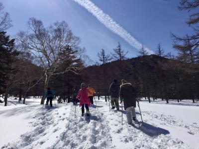 2017年 雪降る中で露天風呂とスノーシューで純白の雪山散歩