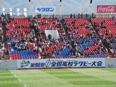 お正月は、高校ラグビーで盛り上がる。