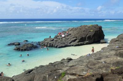 クック諸島のラロトンガ島を路線バスで一周とか（オセアニア周遊旅行）