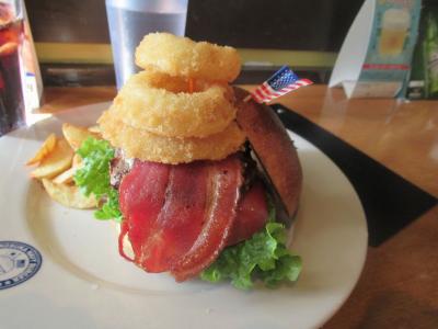 海街ヨコスカ2019/1（後）come on baby YOKOSUKA！どぶ板通り商店街、ネイビーバーガー