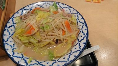 日本橋室町にある「ちゃんぽん由丸」さんでちゃんぽんと皿うどん