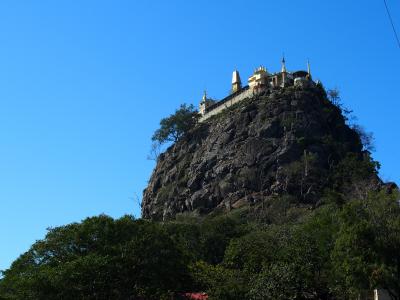 観光ビザ免除になったミャンマーでモヒンガーを食べてきた。ポッパ山と汁無しモヒンガー？編