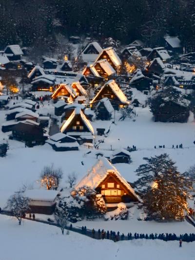 「昼も夜も展望台からも！白川郷ライトアップ　飛騨高山と兼六園・ひがし茶屋街・金沢めぐり２日間」2019