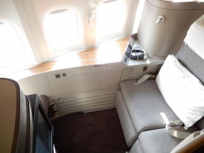 ファーストクラスで世界一周、スタートは香港