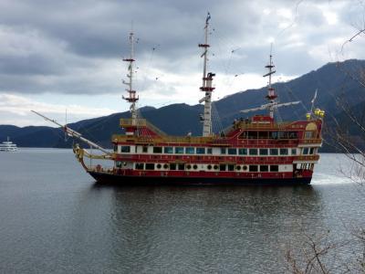 ０３．２０１８年　箱根の紅葉その３　桃源台　三島文教町の銀杏並木