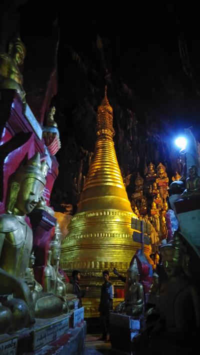 ミャンマー ピンダヤの洞窟寺院 2019