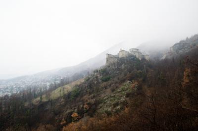 チンクエテッレとアオスタ～北イタリアの海と山の絶景巡り 【１０】雨に煙る古城（2018/3/10）