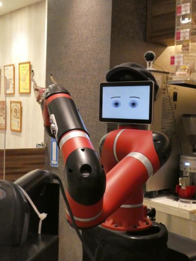 都内のロボットカフェを巡る旅？ 