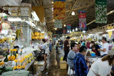 2度目のバンコク出張　合間に観光　①ワンラン市場、パークローン市場、ソンブーン・サイアム店