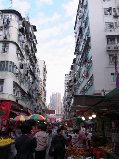 出歩かずにはいられない香港。歩くだけで何で楽しいんでしょう