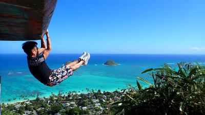 ラニカイピルボックスの絶景inハワイ・オアフ島３０分かけて登る値打ちあり！風が気持ち良く涼しいです！