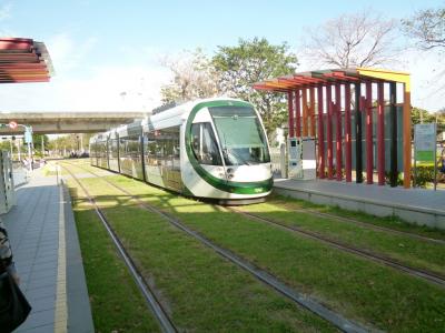 高雄ライトレールに乗って哈瑪星(打狗鉄道故事館・駁二芸術特区・堀江商圏・金記温州・塩?結三山国王・賊仔市・沙多宮五府千歳・文武聖殿・東美水果店)散策 2019/02/19