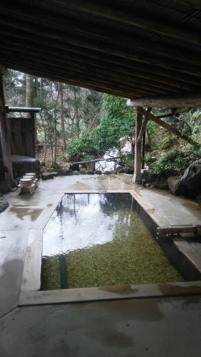 早春の鳴子  創業百年の宿で湯めぐり