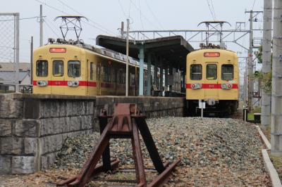 西鉄貝塚線「にゃん電」に乗る、福岡からの帰路はJALのY、夜で外も見えないし、寝るだけ。