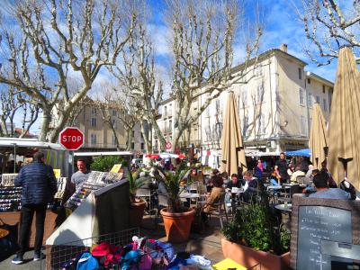 サン・シフラン大聖堂!!アヴィニョンからキャルパントラ(Carpentras)日帰り４ 2019年３月毎年行ってる南仏プロバンス＋モンペリエ＋ヴィルヌーヴ＝レザヴィニョン＋ボーケール ８泊１０日　1人旅(個人旅行)３１