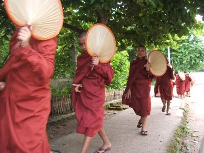 笑顔のミャンマー