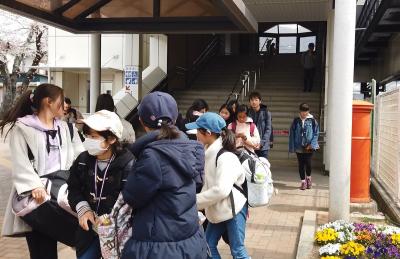 ３月の田舎体験は卒業記念の合宿に（1/2）ジャガイモ植え付け・鼓川温泉