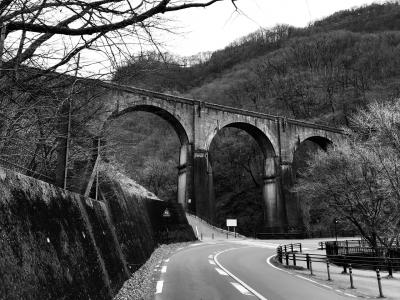 「アプトの道」ウォーキング：鉄道遺産・心霊スポット、碓氷峠を歩こう