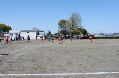 孫のサッカー試合を見に砂川中央グラウンドへ　立川基地跡地の再開発で発展する立川市