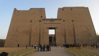 世界遺産：エジプト観光・Part9.ホルス神殿は馬車で行く
