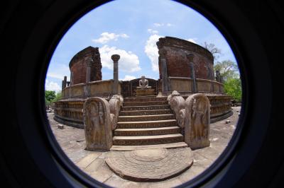 2019年4月19日（前半）ポロンナルワ、アヌーラダプラ旅行　世界遺産古都ポロンナルワ　クワドラングル観光編