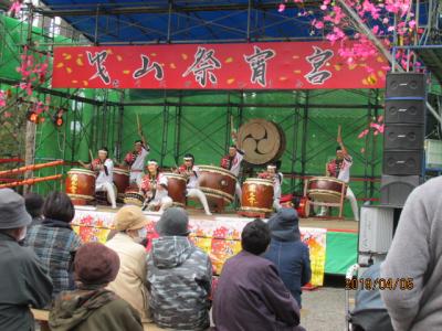 能登の春（１１）重蔵神社の御陣乗太鼓。