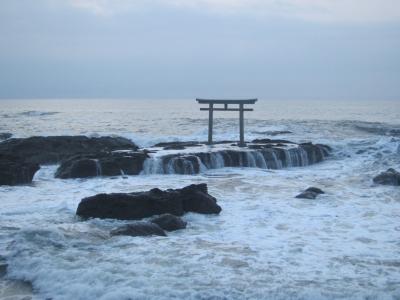 ’１９　茨城さんぽ４　神磯の鳥居から日の出を見る＆大洗磯前神社