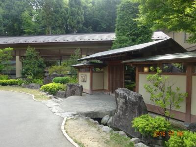 山梨の笛吹川温泉に宿泊！