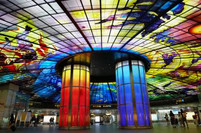 家族で台湾4泊5日【2/3】 高雄(蓮池潭・美麗島駅・微熱山・芒果好忙・瑞豊夜市)