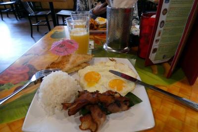 ２５．長男と行くハワイ3泊　レストランショア　チーズバーガー イン パラダイスの朝食　