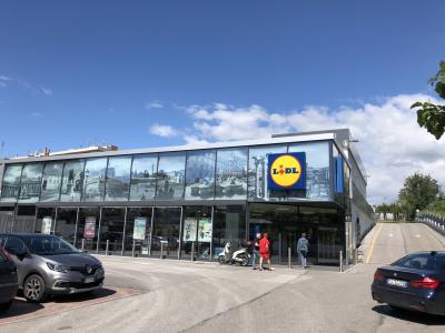 イタリア　ローマ　５月 スーパーマーケット　LIDL(リドル)