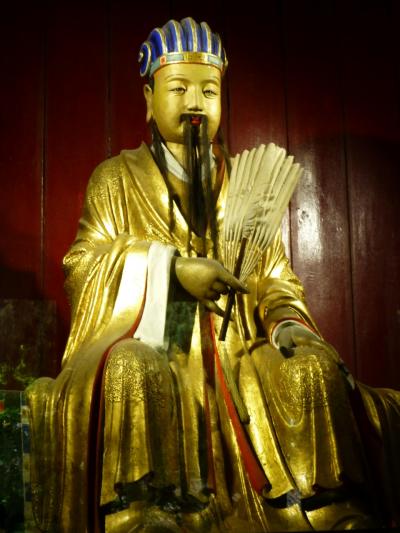 蜀散歩：２日目　成都市内（パンダ基地・洗面橋・武侯祠・金紗博物館・成都駅）：暮らしやすそうな町ですね。