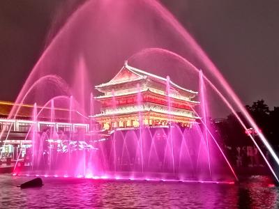 【中国・シルクロード/1】西をめざして!旅立ちの都で4000年の名宝と風味にどっぷり浸かる(大阪→上海→西安/前編)