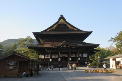 高速バスの旅・３．牛に引かれて善光寺