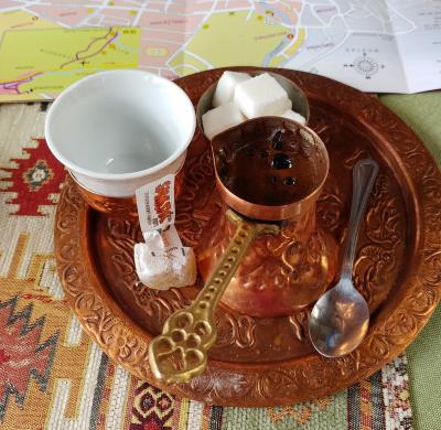 ボスニアヘルツェゴビナ モスタルの街、1泊27ユーロのアパートに宿泊。