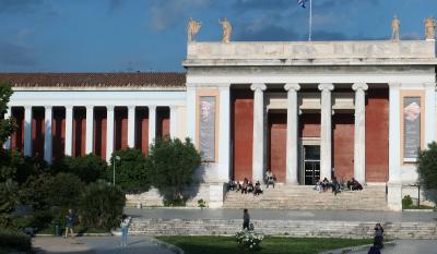 アテネ国立考古学博物館を見学