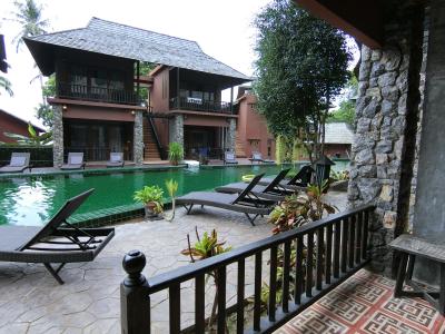 10連休GW★タイのサムイ島からタオ島へのんびりビーチの旅③タオ島到着1日目～ホテルのプールでのんびり遊び