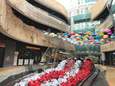 韓国 ⑪ ソウルの元祖映えスポット！ 合井にあるショッピングモール『メセナポリス』のカラフルなパラソルを撮影、弘大入口からA'REXで金浦へ