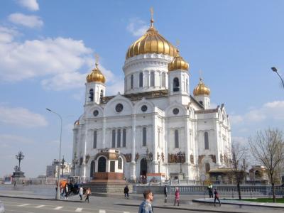 モスクワで4泊(4)： 赤の広場北側やアルバート通りの散策，救世主キリスト聖堂へ行き，そして帰国へ