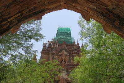 2019春、ミャンマー旅行記(9/25)：5月25日(5)：バガン(3)：パガン朝第3代王建立のアーナンダー寺院、壁画