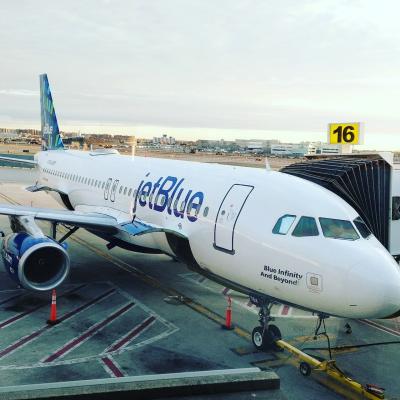 世界一周旅 - JetBlue エコノミークラス搭乗記