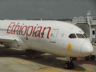 エチオピア航空のビジネスクラスシート SIN → KUL 
