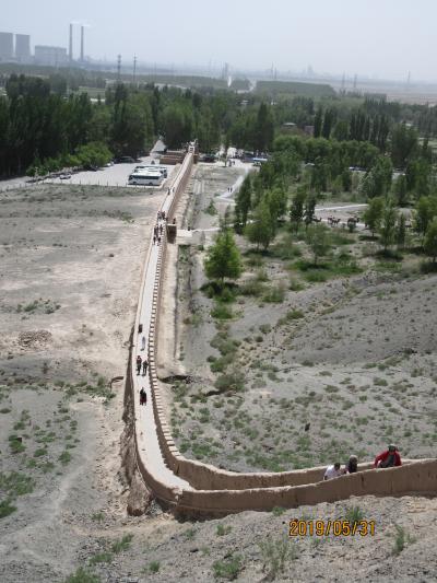甘粛省・河西回廊シルクロードの旅（その４）～嘉峪関・懸壁長城・天下第一墩