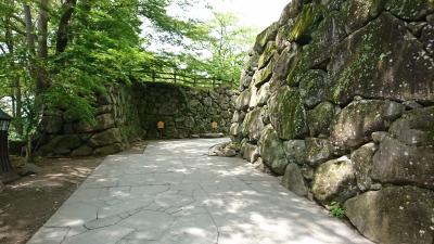 小諸に戻って、懐古園を散策